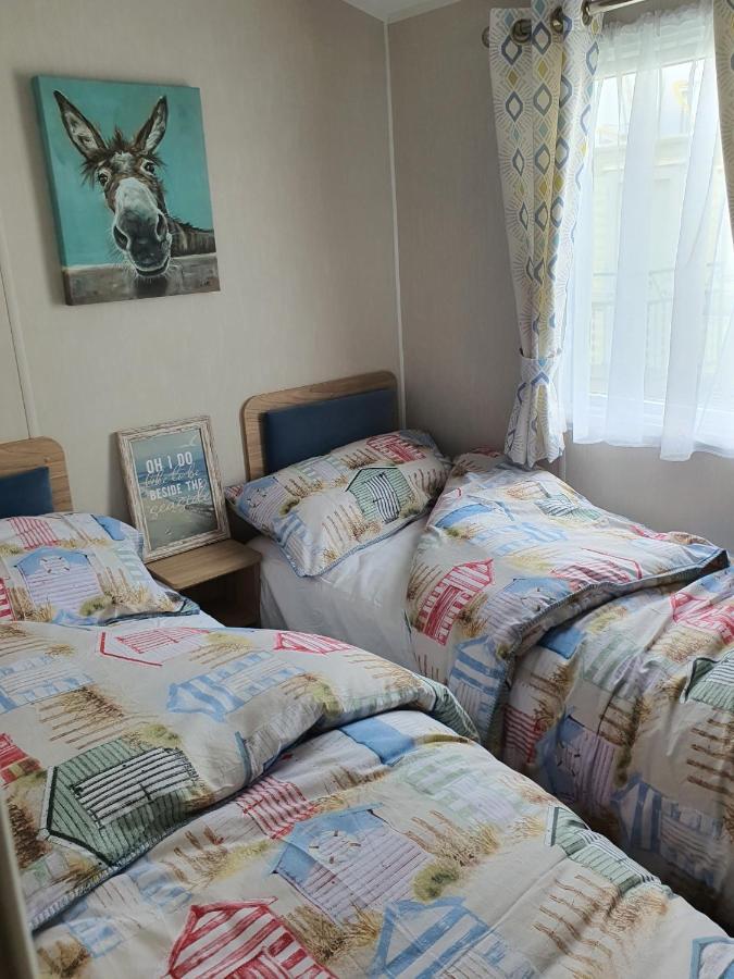 Premium Accommodation With Luxury Hot-Tub And Decking Area, Near Fantasy Island 잉골드멜스 외부 사진